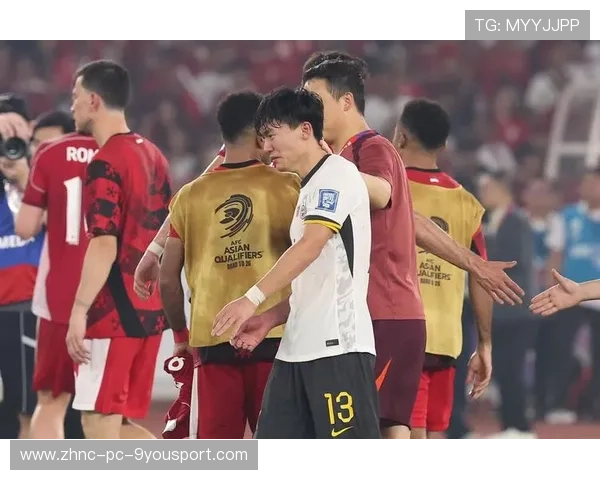 球迷对国足失利表达不满，球迷对国足失利表达不满的句子